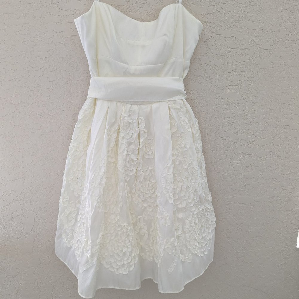 Vintage B. Darlin White Full Floral Textured Layered Dress Sz 7/8 Wedding Bride